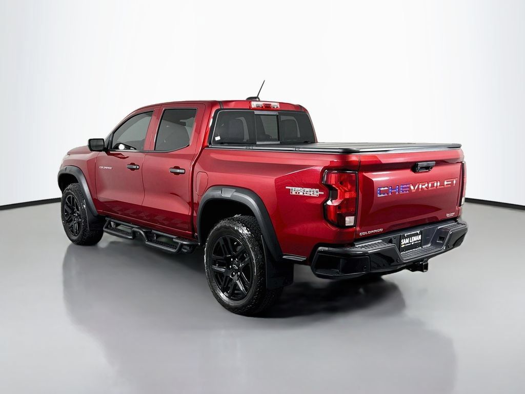 Used 2025 Chevrolet Colorado Trail Boss AWD/4WD image 5