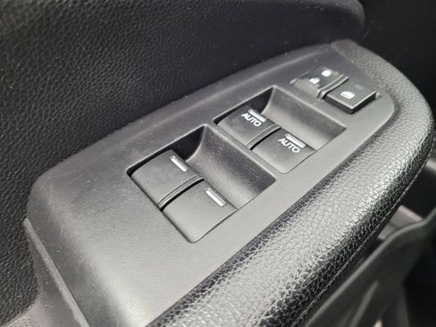 Used 2017 Honda Pilot Touring image 27