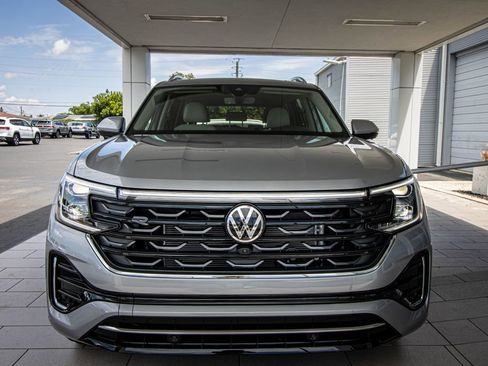New 2026 Volkswagen Atlas SEL Premium R-Line AWD/4WD image 9