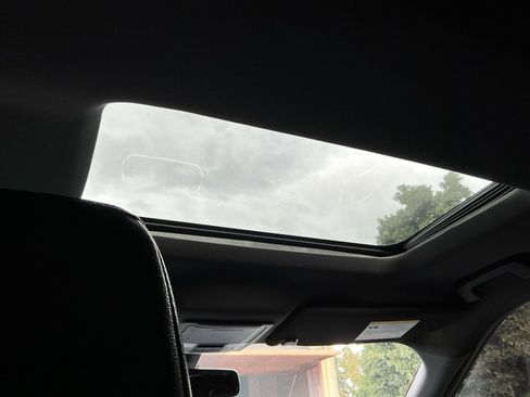 Used 2018 Ford Explorer Sport w/ Equipment Group 401A image 16