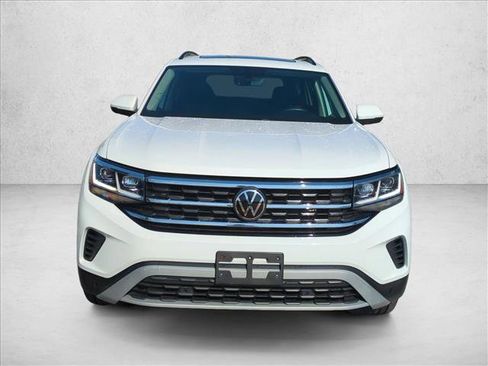 Used 2023 Volkswagen Atlas SE w/ Panoramic Sunroof Package image 2