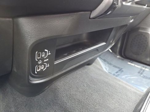 Used 2024 RAM 2500 Big Horn w/ Night Edition image 30