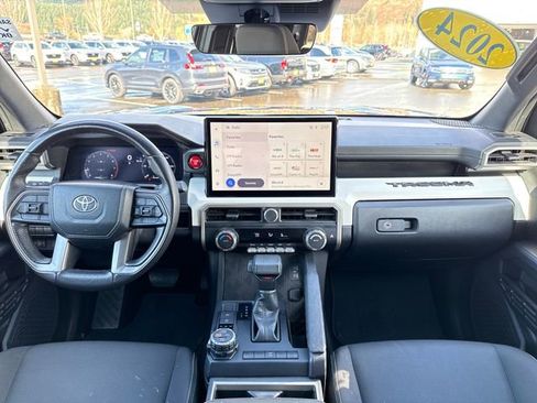 Used 2024 Toyota Tacoma TRD Off-Road AWD/4WD image 11
