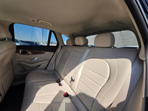 Used 2018 Mercedes-Benz GLC 300 image 21