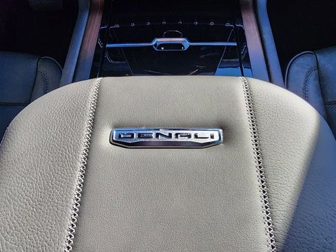 New 2026 GMC Yukon XL Denali image 39