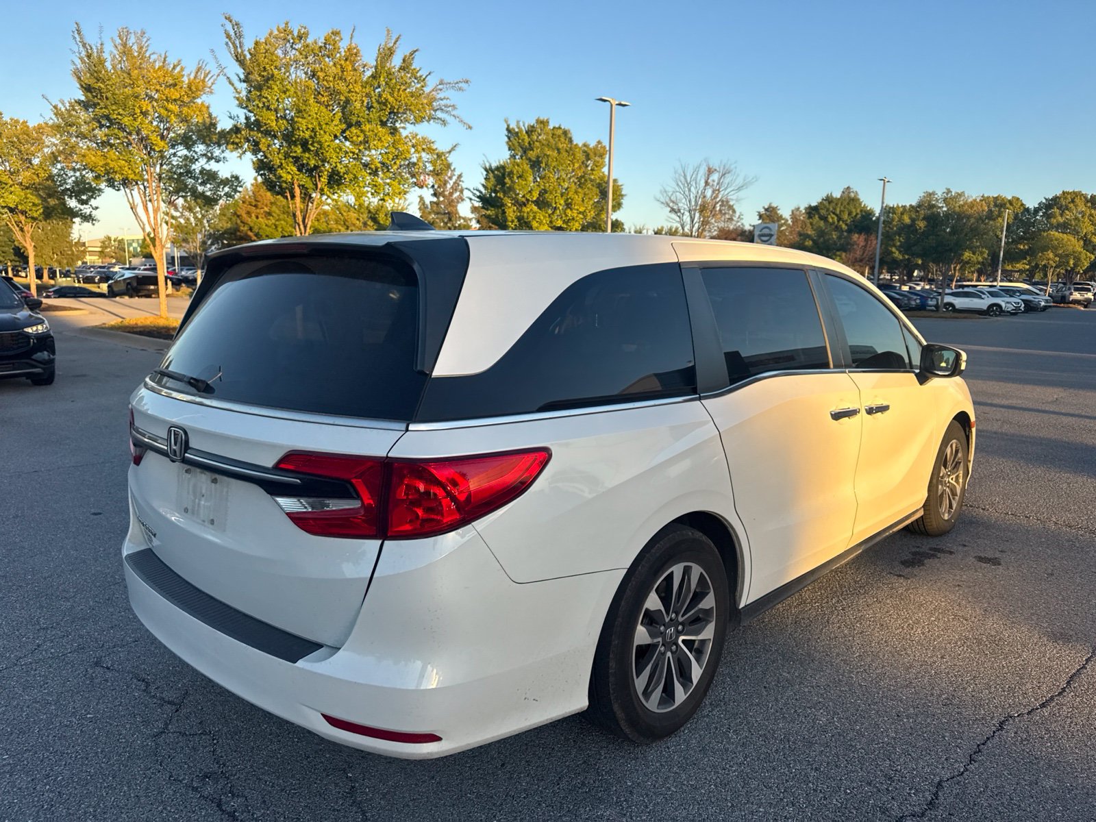 Used 2022 Honda Odyssey EX-L image 5