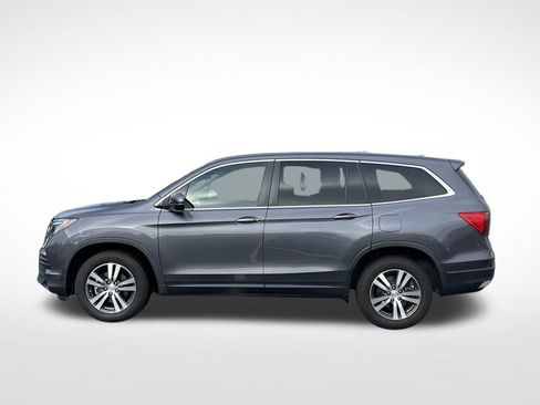 Used 2018 Honda Pilot EX image 2