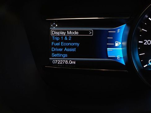 Used 2017 Ford Explorer Limited w/ Equipment Group 301A AWD/4WD image 21