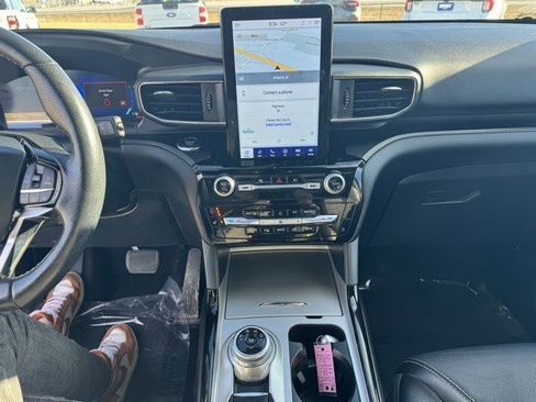 Used 2022 Ford Explorer ST w/ Equipment Group 401A image 17