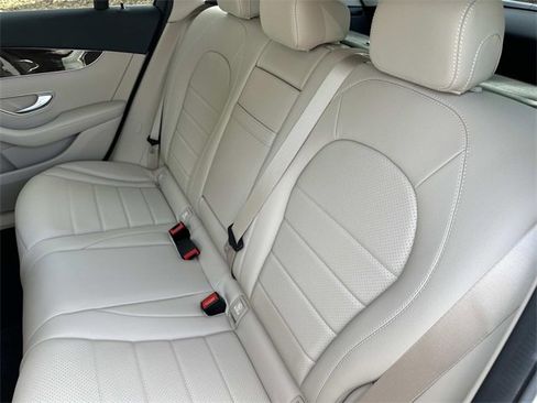 Used 2022 Mercedes-Benz GLC 300 GLC 300 image 12