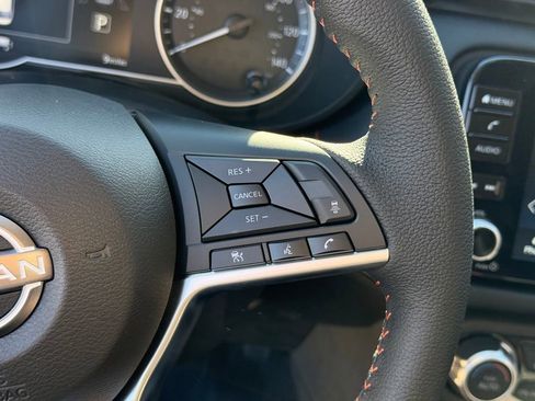 New 2025 Nissan Versa SR w/ Trunk Package image 8