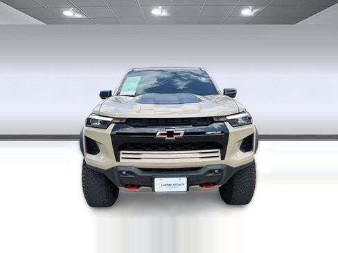 Certified 2024 Chevrolet Colorado ZR2 w/ ZR2 Convenience Package III AWD/4WD image 5