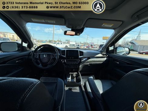 Used 2017 Honda Pilot Touring image 11