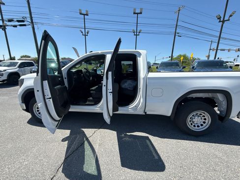 New 2026 GMC Sierra 1500 Pro w/ Convenience Package RWD image 19