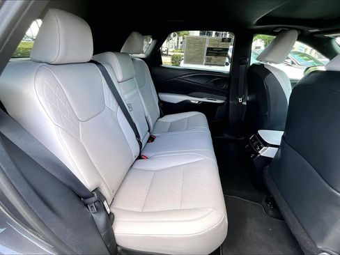 Used 2025 Lexus RX 350 Premium Plus w/ Convenience Package FWD image 20