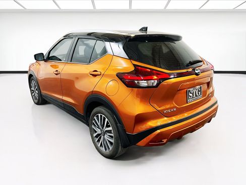 Used 2023 Nissan Kicks SV FWD image 6