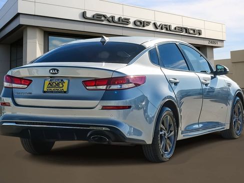 Used 2020 Kia Optima LX image 4