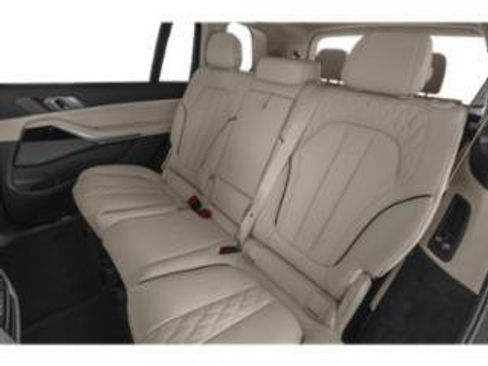 New 2027 BMW X7 xDrive40i w/ M Sport Package AWD/4WD image 8
