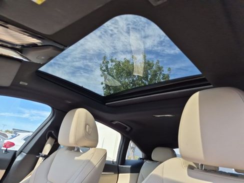 Used 2022 BMW i4 eDrive40 RWD image 13