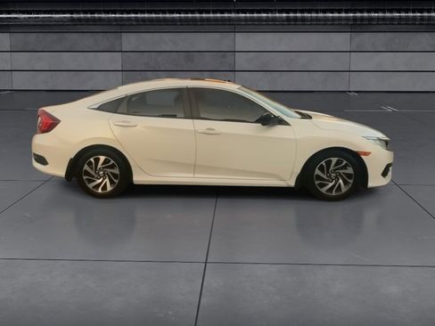 Used 2016 Honda Civic EX image 3