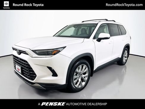 Certified 2026 Toyota Grand Highlander AWD image 1