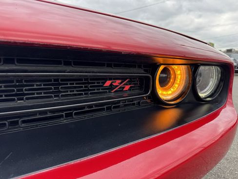 Used 2016 Dodge Challenger R/T Scat Pack RWD image 3