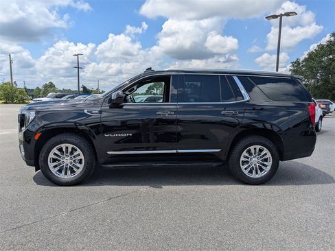 Used 2023 GMC Yukon SLT image 7