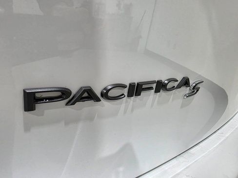 New 2026 Chrysler Pacifica Limited w/ S Appearance Package image 36