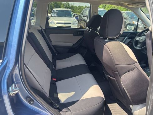 Used 2015 Subaru Forester 2.5i Premium AWD/4WD image 19