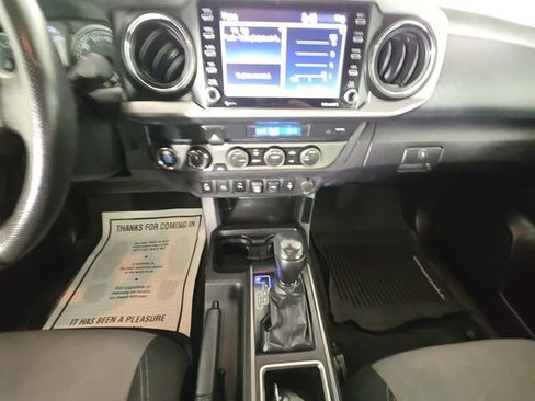 Used 2021 Toyota Tacoma TRD Off-Road w/ Technology Package image 11