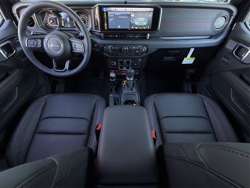 New 2025 Jeep Wrangler Unlimited Rubicon image 9