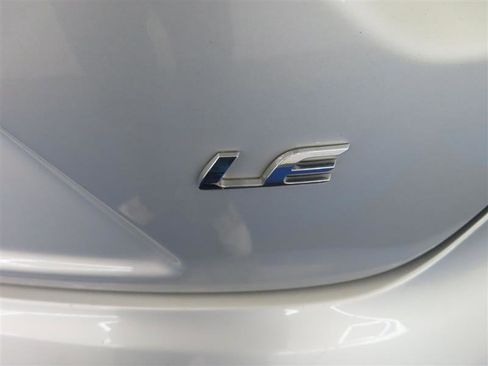 Used 2024 Toyota Corolla LE image 14