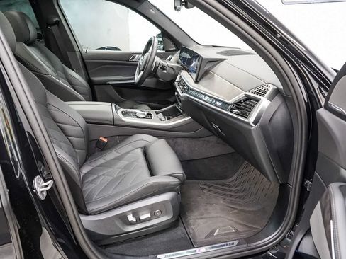 Used 2026 BMW X5 sDrive40i w/ M Sport Package RWD image 17