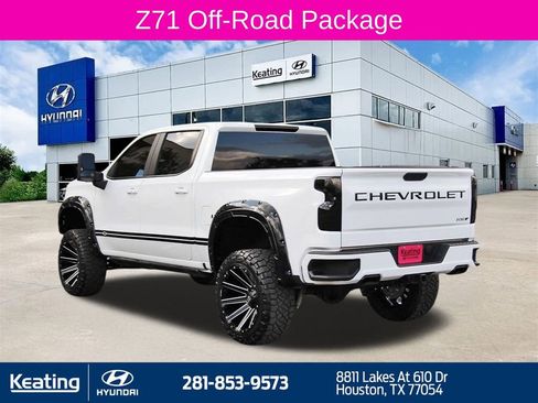 Used 2024 Chevrolet Silverado 1500 RST w/ Z71 Off-Road Package image 7