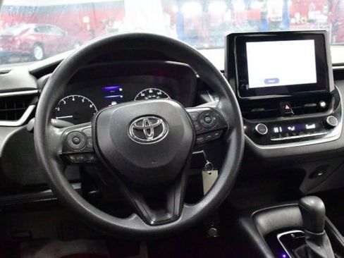 Used 2024 Toyota Corolla LE image 8