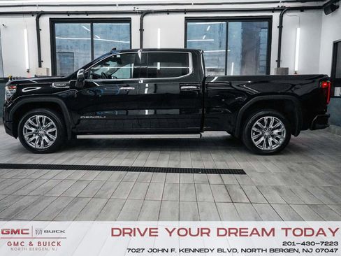 Used 2023 GMC Sierra 1500 Denali w/ Denali Reserve Package image 4