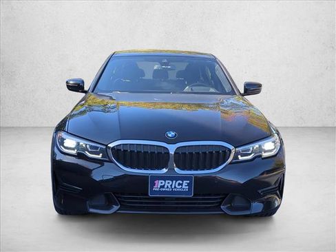 Used 2019 BMW 330i xDrive Sedan w/ Premium Package image 2