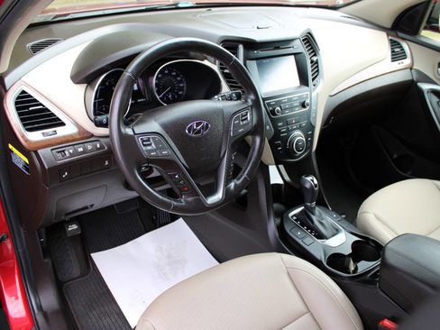 Used 2018 Hyundai Santa Fe Sport image 9