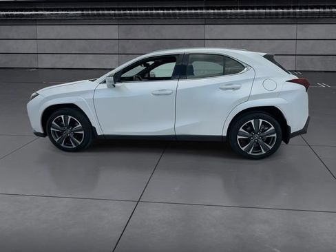 Used 2024 Lexus UX 250h FWD w/ Premium Package image 5