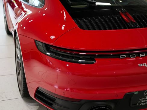 Used 2020 Porsche 911 Carrera S RWD image 11