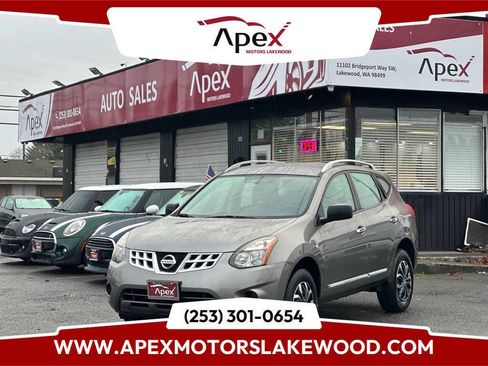 Used 2015 Nissan Rogue S w/ Convenience Package image 1