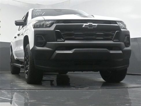 New 2026 Chevrolet Colorado W/T image 3