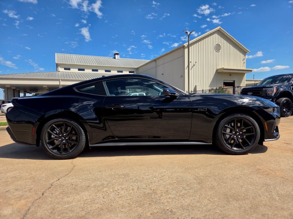 New 2026 Ford Mustang GT Premium w/ Mustang Nite Pony Package RWD image 4