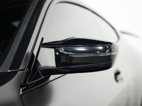 Used 2021 BMW M4 Competition w/ Executive Package RWD image 38