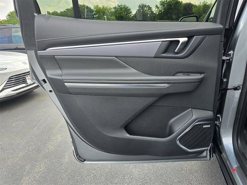 New 2026 Buick Enclave Sport Touring w/ Super Cruise Package image 24