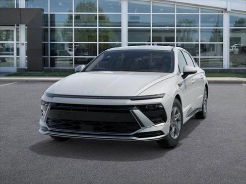 New 2025 Hyundai Sonata SE image 6
