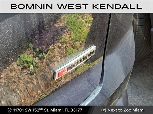 Used 2022 Volkswagen Atlas Cross Sport SEL R-Line image 7