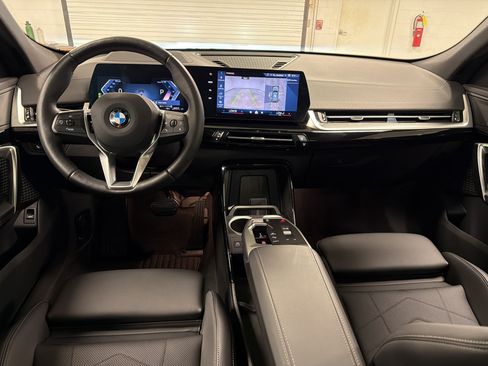 Certified 2025 BMW X2 xDrive28i AWD/4WD image 16