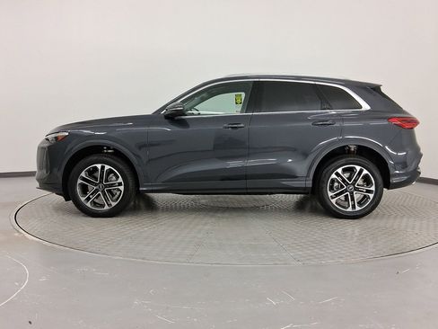 New 2025 Audi Q5 Premium Plus image 2