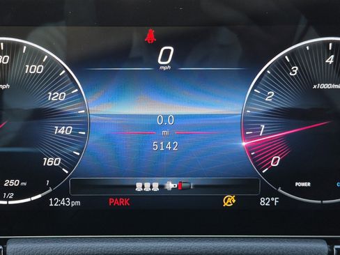 Used 2025 Mercedes-Benz GLA 250 image 22